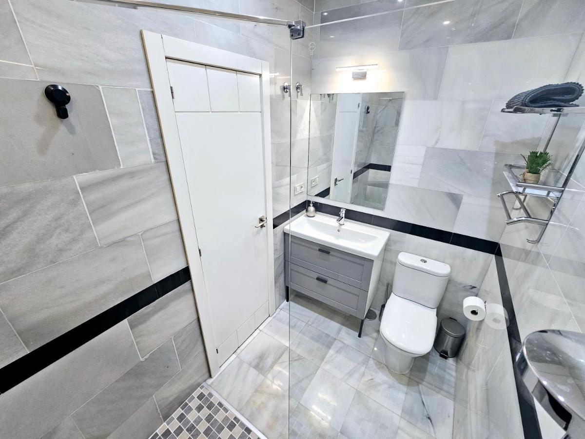 Charlot Center Apartment II Alicante Esterno foto
